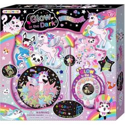 Tajný deník svítící ve tmě  ****